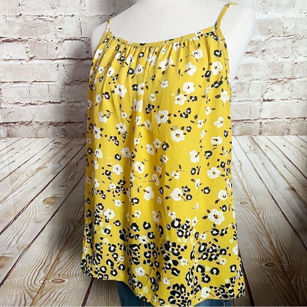 Cabi sleeveless floral leopard cami blouse